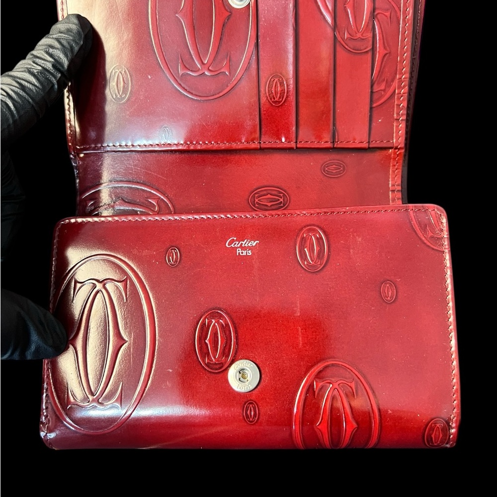 Cartier Happy Birthday patent Wine Bifold Wallet (A222) - Picture 4 of 15